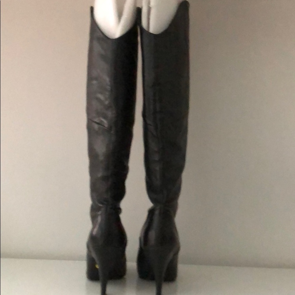 GUESS GENUINE LEATHER OVER THE KNEE HEELED BOOTS - Picture 4 of 8